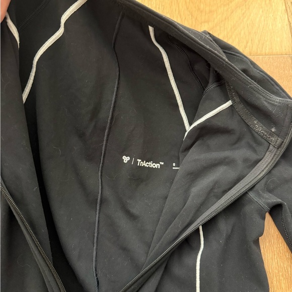 Aritzia TNA bodysuit - Picture 6 of 10